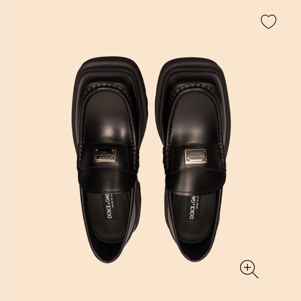 DOLCE & GABBANA 

Logo Plaque Square-Toe
Loafers
38.5 Or 8
Never worn New